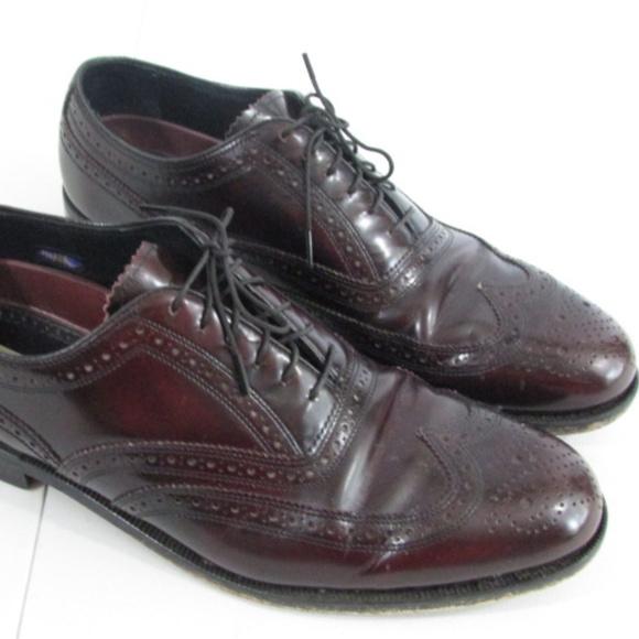 burgundy wingtip